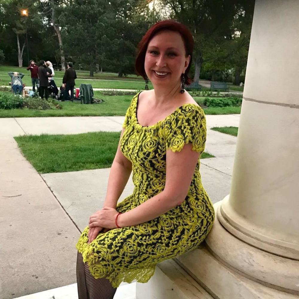 Meet your Posher, Elena